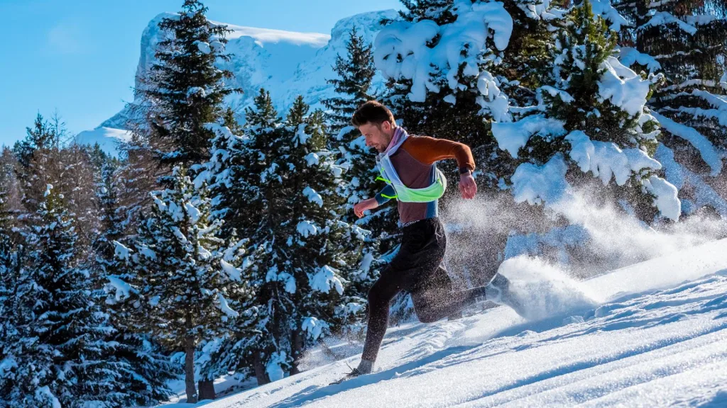 Hardlopen in de sneeuw - essentieel materiaal, techniek en voorzichtigheid