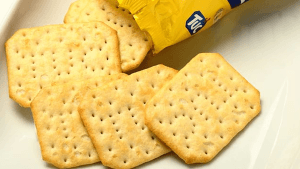 TUC-Biscuits De reden waarom deze zoute snacks favoriet zijn voor Trailvoeding